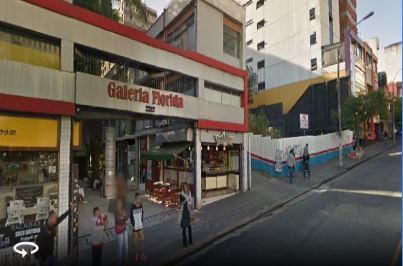 O Espaço está localizado dentro da Galeria Flórida. Entre as Alamedas Itu e Franca.