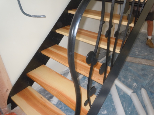 escalier en acier marches en hetre