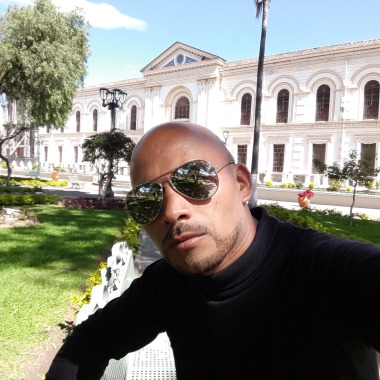 Sin Nombre