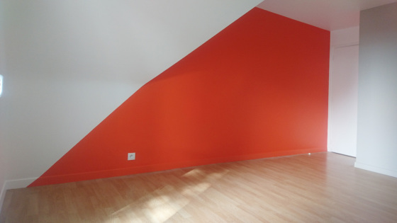 Murs en sous pente, peinture velouté