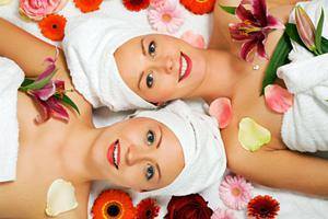 Freundinnen Massage Tag