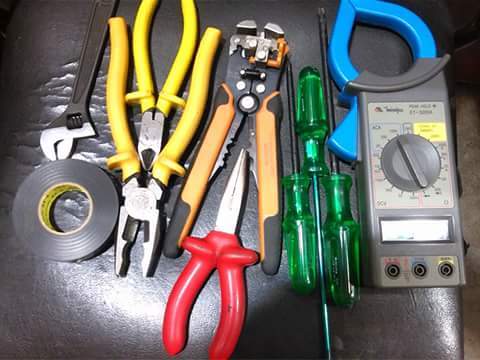 Adailton Eletricista