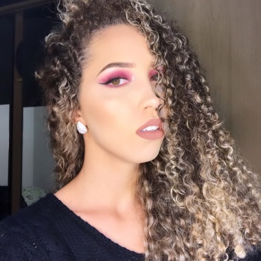 Alana Umbelino Makeup