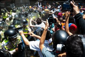 Protestas 2017. Cobertura con ONG Redes Ayuda (Av. Libertador, Caracas)