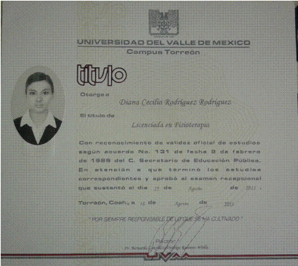 Título Profesional como Licenciada en Fisioterapia