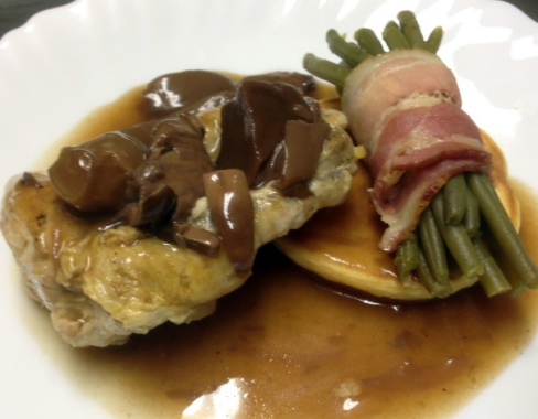 suprême de pintadeau sauce fôrestière