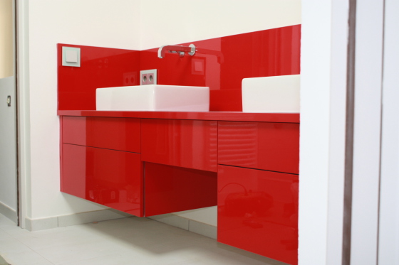 Réalisation meuble SDB 
www.autrementbois.com
