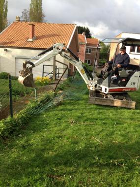 Travaux à la mini pelle