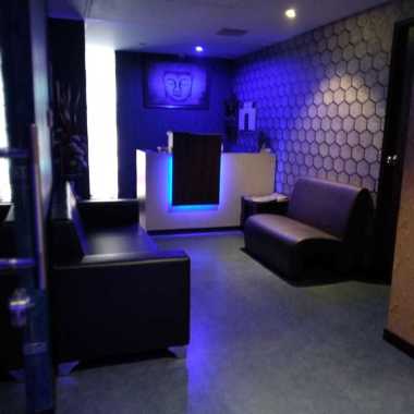 Full Body To Body Massage Parlour Indelhi