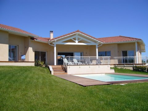 Villa et piscine