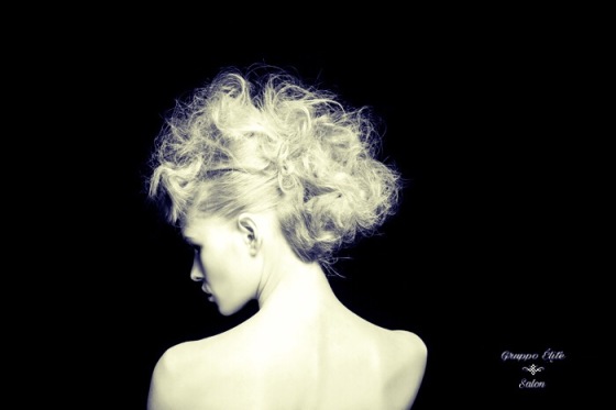 Gruppo Élįte Salon Tel.069391610