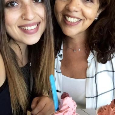 Mama100%