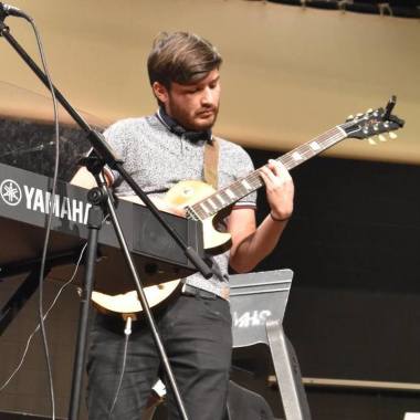 Claes De Guitarra