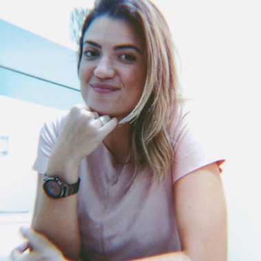 Vivian Farias