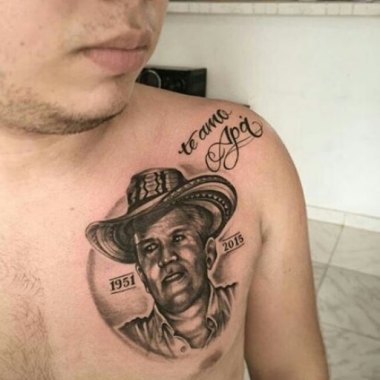 Rostro grises y negro, Anonymous INk Tattoo
3008505260 para mas informacion