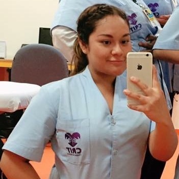 Vania M. Flores