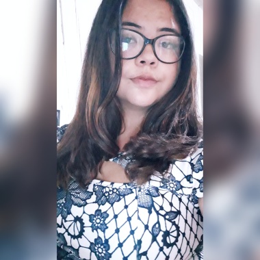 Miriã Paes