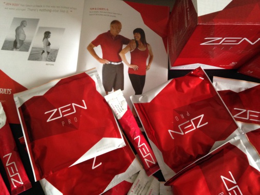 LA GAMME ZEN BODI.
Grace au Zen Shape, au Zen Fit et au Zen Pro vous brûlerez votre mauvaise graisse, restructurer votre masse musculaire. Un rééquilibrage de votre corps pour une perte en centimètres, enfin un résultat permanent avec la gamme Zen Bodi grâce à la mise en place de deux programme Detox adapter à vos besoins (me contacter au 0642230092 pour suivre votre programme).