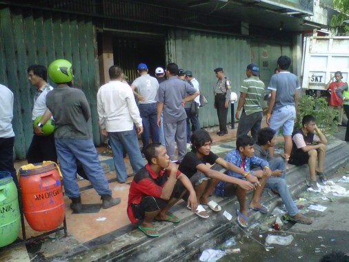 Eksekusi Tanah Dan Bangunan di Jalan Gajahmada Semarang