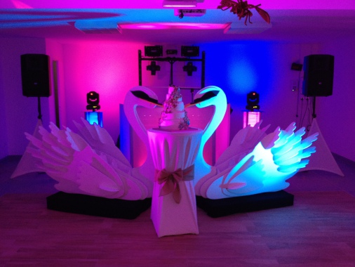 DJ CONCEPT EVENEMENTS
Sonorisation - Eclairage - Vidéoprojection
DJ, animation, événement, mariage, wedding, vin d'honneur, cocktail, réception, anniversaire, soirée dansante, cérémonie, séminaire, club, convention, congrès, soirée comité d’entreprise (CE), inauguration, soirée de gala, défilé de mode, garden party, after show, enterrement de vie de jeune fille ou de garçon, événement sportif, soirée étudiante, artistes, chanteur, musicien, saxophoniste, trompettiste, pianiste, guitariste, animateurs TV &  radios, people, VIP, performers, gogo, déco lumière, vidéoprojection, Sarthe 72, Maine et Loire 49, Indre et Loire 37, Orne 61, Mayenne 53, Paris 75, Ibiza…
Visitez notre site et demandez un devis gratuit : www.djconceptevenements.com