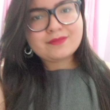 Babá  E Cuidadora De Crianças