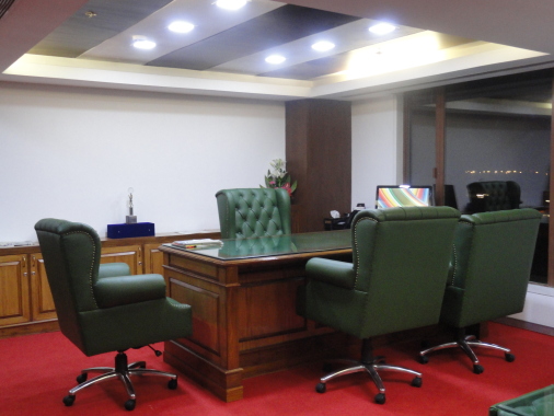 OFFICE INTERIOR: M/s Club One Air
