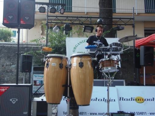servizio dj genova con percussioni