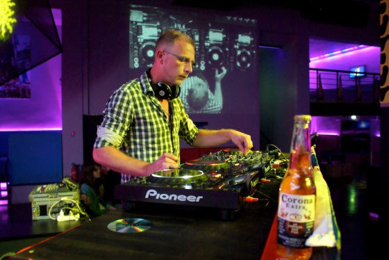 Dj Ys