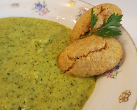 Velouté de courgettes et madeleines de thym
