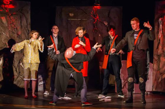 Théâtre de la jeunesse, Piatra Neamt ”Souterrain” par  Hristo Boytchev – Ilie (mise en scène par Tudor Tabacaru)
