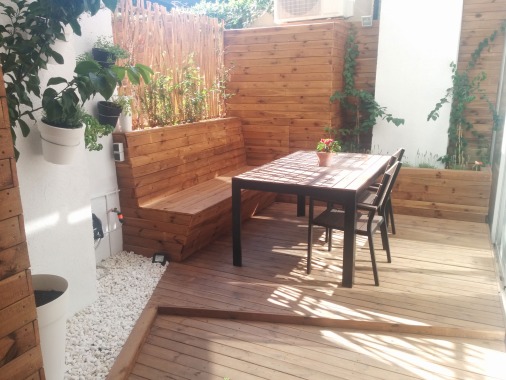 Terraza en patio interior de Barcelona