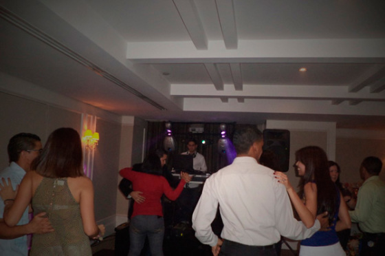 DJ