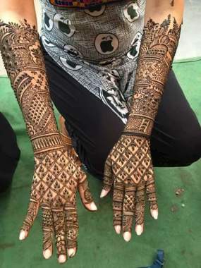 Niyu dijayin net mehandi dijayin purfesnal artists sanjay kumar call 9759204631