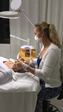 Lifting facial!