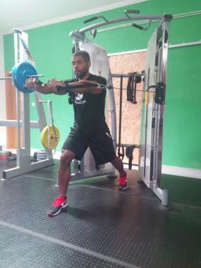 Dupla Polia - Máquina de Cabos - Treino Funcional