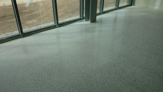 Béton poli.