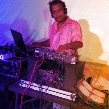 Dj Paresh