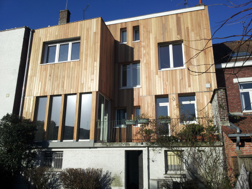 Extension ossature bois avec isolation thermique par l'extérieur, sarking, mise aux normes de confort en vigueur, voire au-delà...