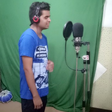 Singing Love And Sad Song