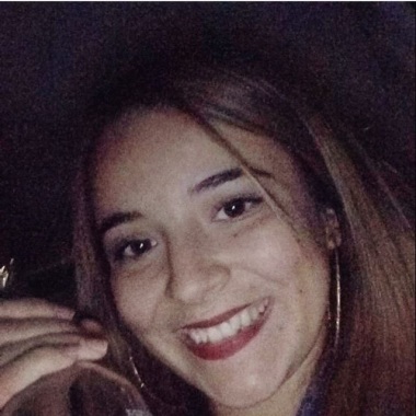 Niñera: Antonella Medina