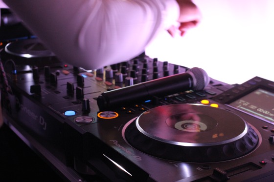 Wedding DJ 