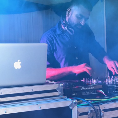 Dj Navin