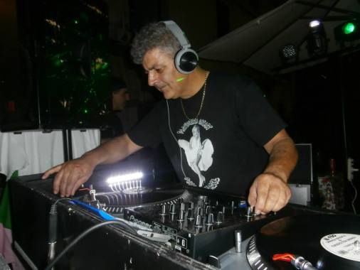 BR1  DJ.