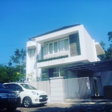 Desain rumah minimalis maguwoharjo sleman yogyakarta