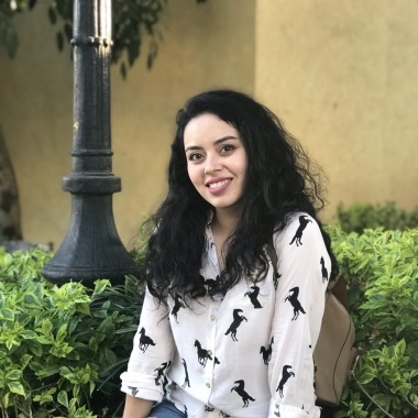 Dania Looez