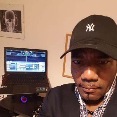 Dj Pat N712