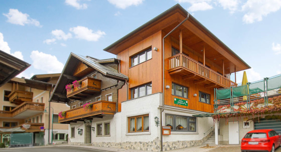 Haus Hubertus Appartements & Cafe