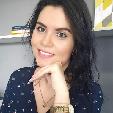 Giovana Ferreira Rh