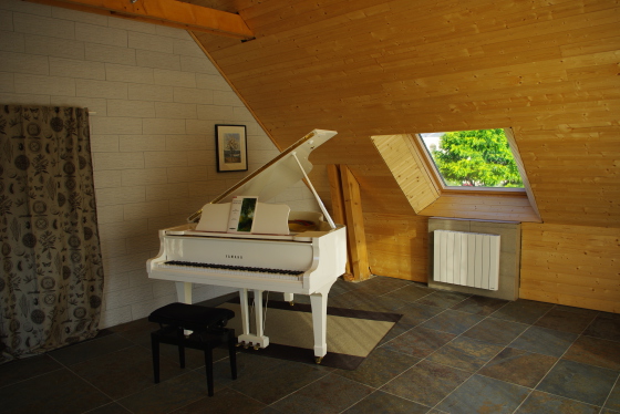 AuBlancPiano, studio de piano, Lozère