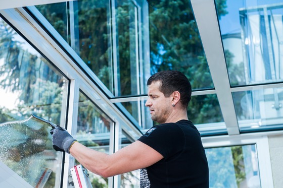  Fensterreinigung